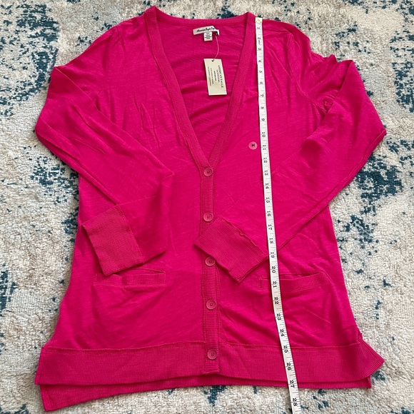 American Eagle Outfitters Fuchsia Cardigan Sweater NWT - Picture 3 of 6